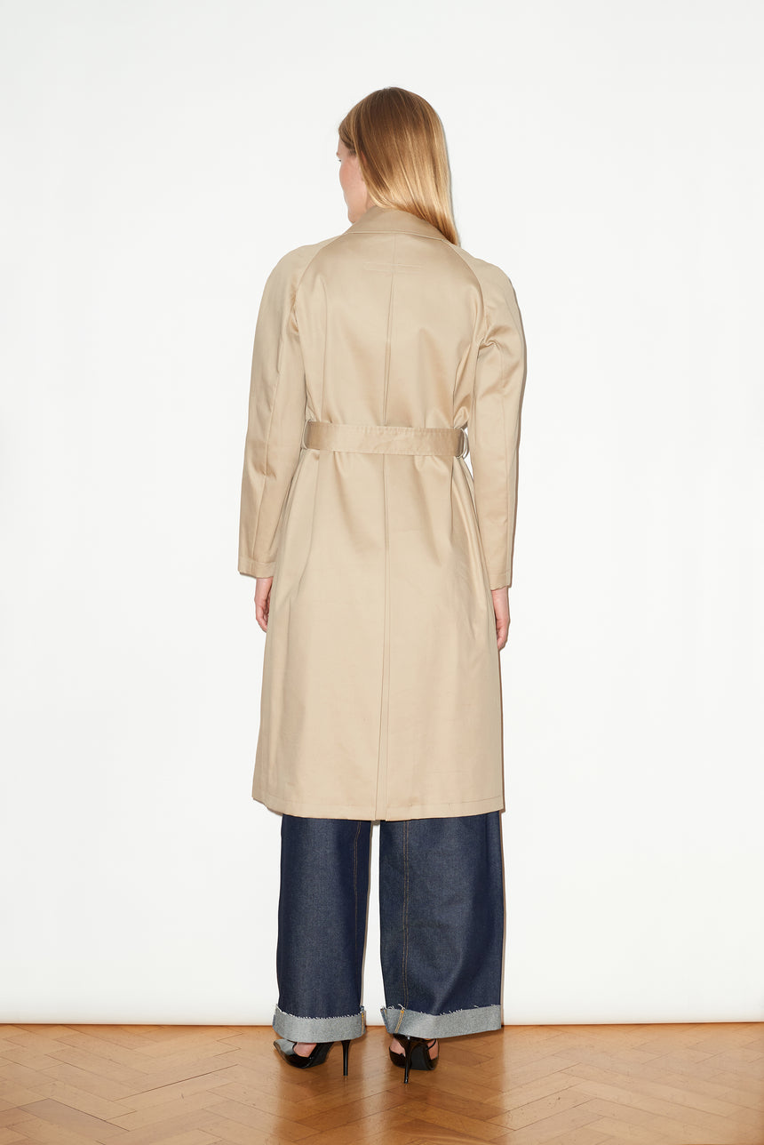 TRENCH COAT