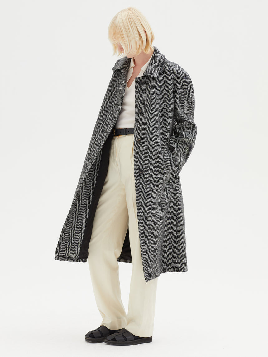 TWEED OVERCOAT