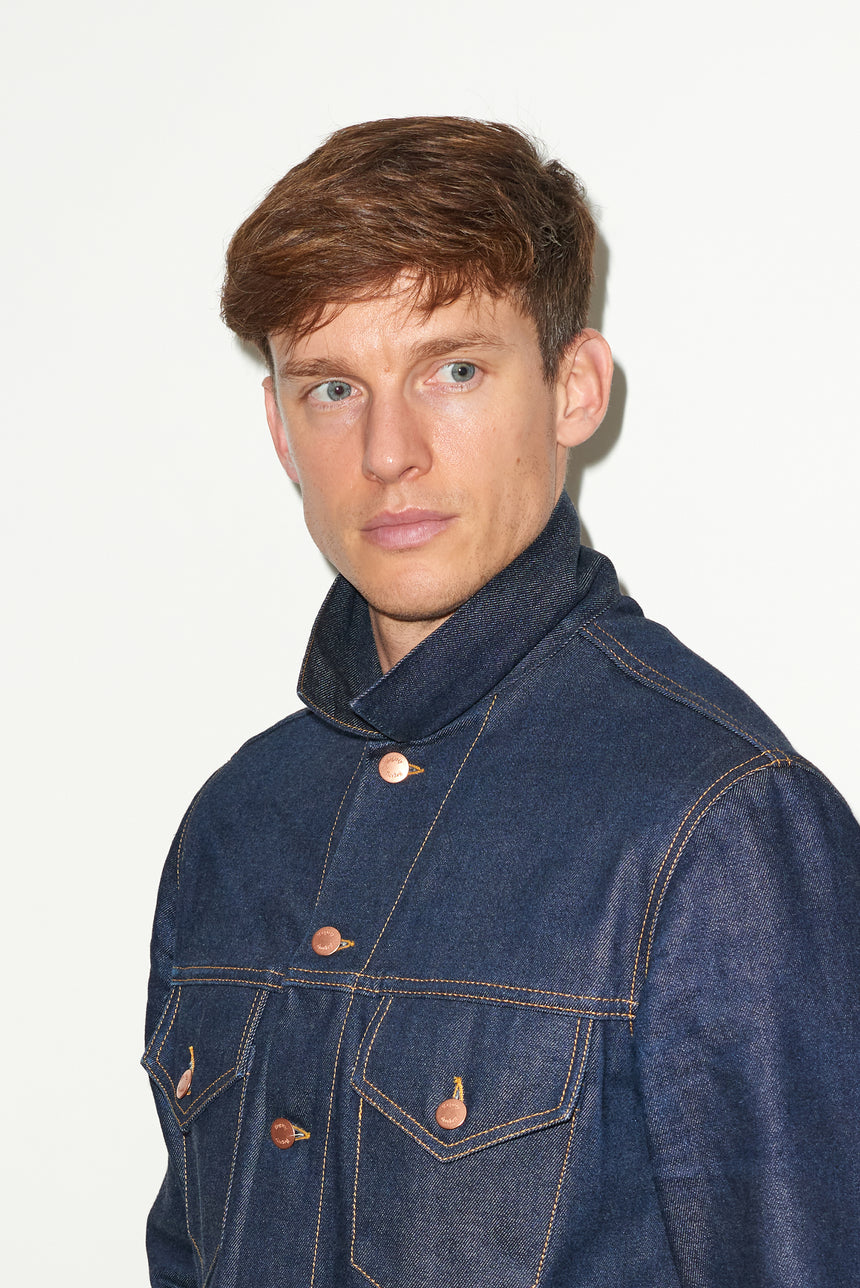 TAILORED DENIM TRUCKER JACKET IN RAW INDIGO DENIM