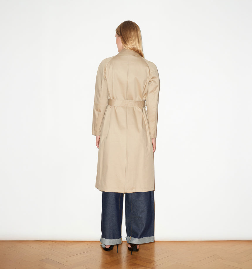 ENGLISH GABARDINE TRENCH COAT