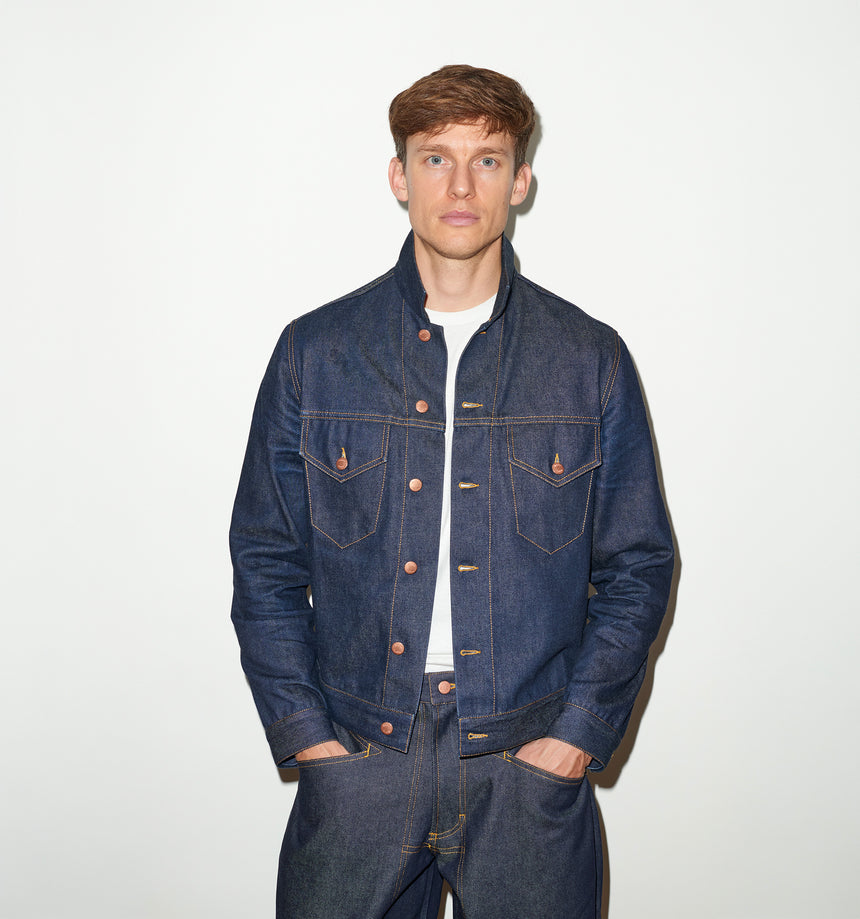 TAILORED DENIM TRUCKER JACKET IN RAW INDIGO DENIM